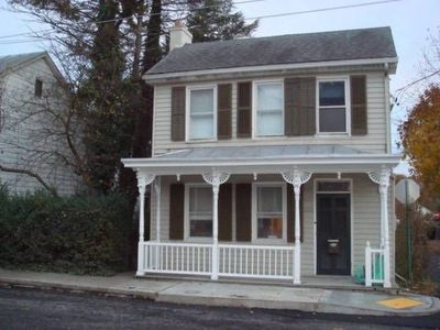 24 Chestnut St, Newville, PA, 17241