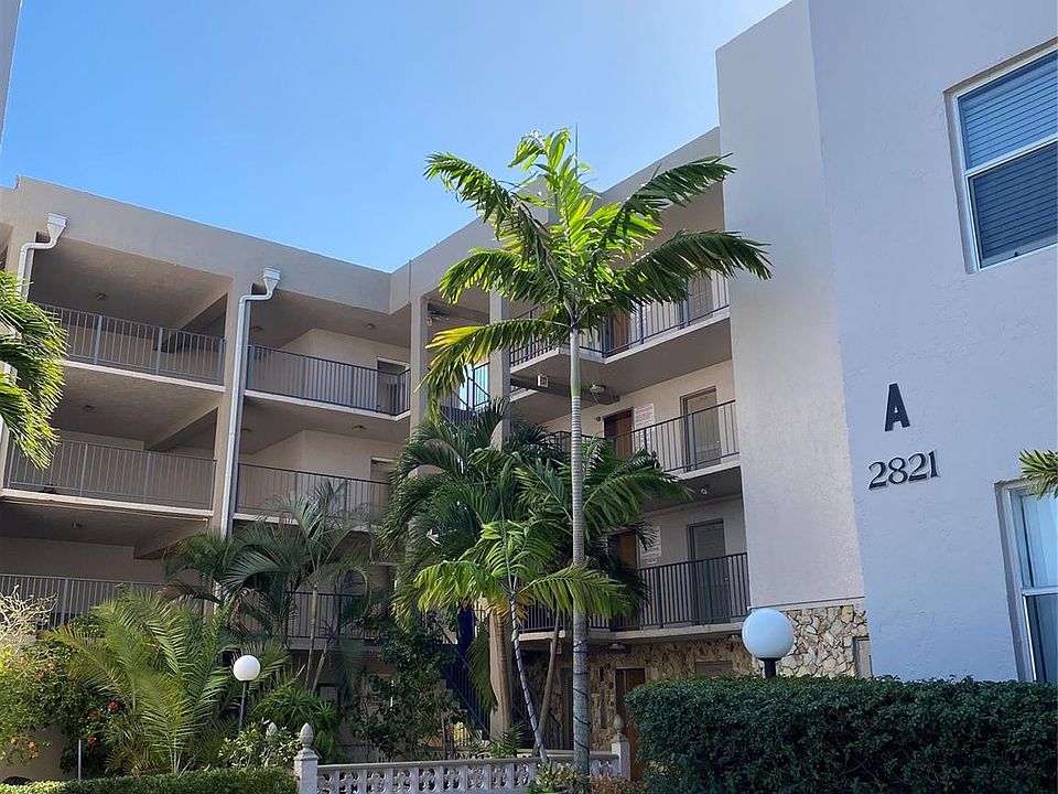 1st image of 2821 Somerset Drive #403