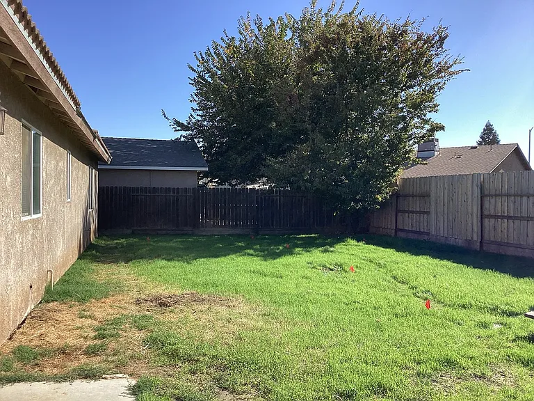 1450 La Jolla Way — Photo 40