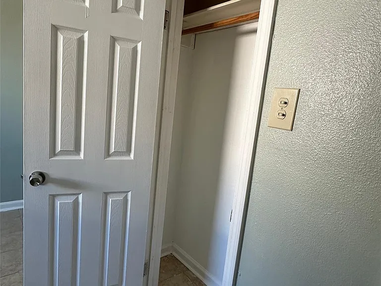 516 Holiday Dr #49 — Photo 14