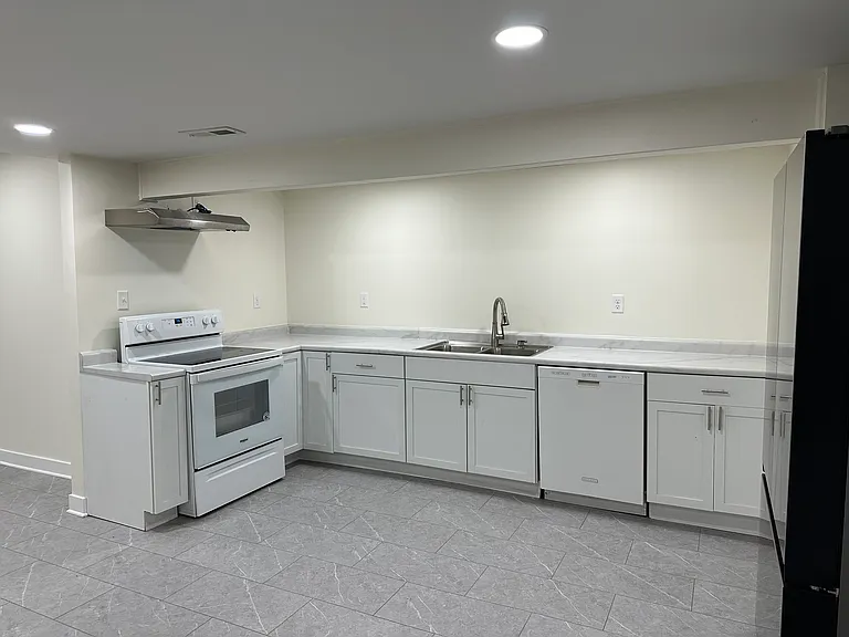 5956 Linton Ln — Photo 16