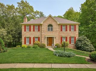 134 Radcliff Dr, Pittsburgh, PA 15237