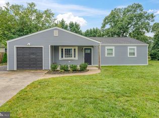 7 Spruce Dr, Little Egg Harbor, NJ 08087