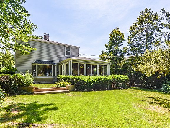 3rd image of 159 Peachtree Ln