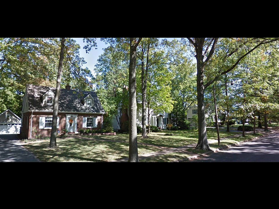 2nd image of 229 Peeke Ave