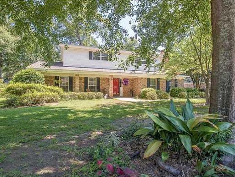 1st image of 1208 Hickory Hill Dr