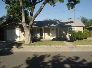216 Gregory Ln, Modesto, CA 95354