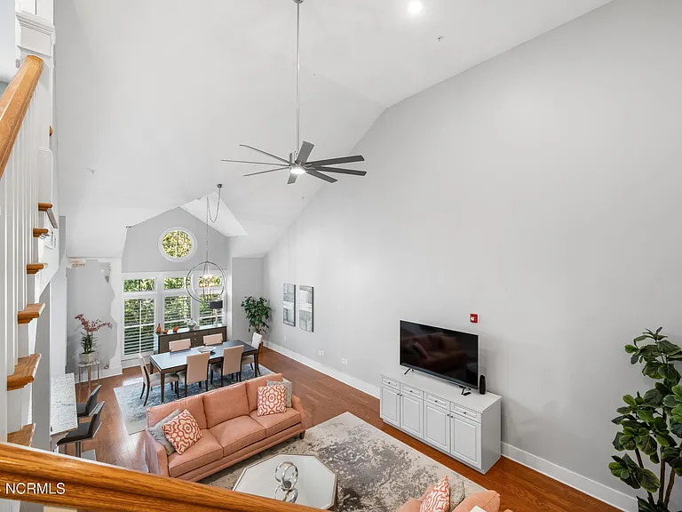 2537 Saint James Dr SE #807 — Photo 27