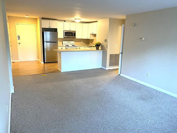 2nd image of 1 Carey Cir APT 108