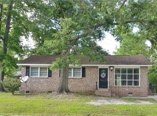 135 Belknap Rd, Goose Creek, SC 29445