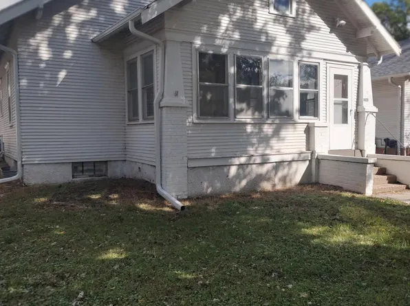 1420 Elk St, Beatrice, NE 68310