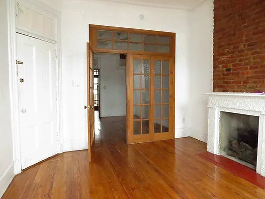 Rented by Capri Jet Realty Corp | media 19