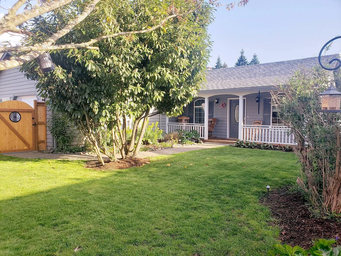 3 bed, 1800 sqft, $3,000 — Photo 1