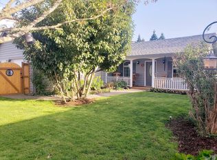 220 Kourt Dr, Eugene, OR 97404