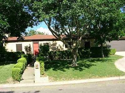 2nd image of 3209 Montana Dr