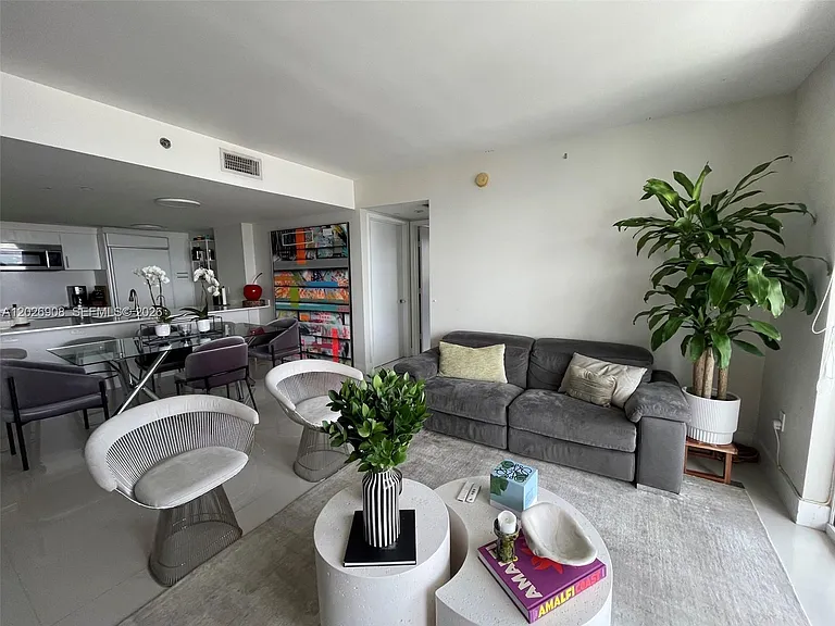 50 Biscayne Blvd #3411 — Photo 5