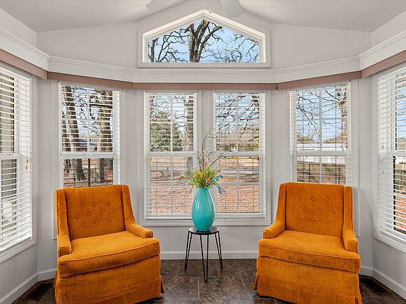 4th image of 6330 Farm Road 1402
