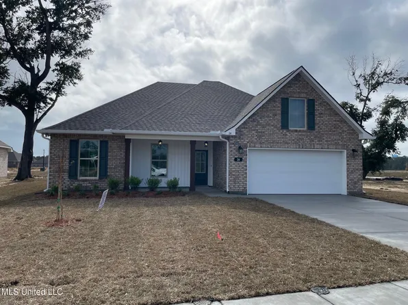 24 Red Oak Dr, Long Beach, MS 39560