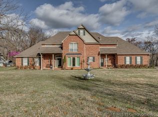16041 S 297th East Ave, Coweta, OK 74429