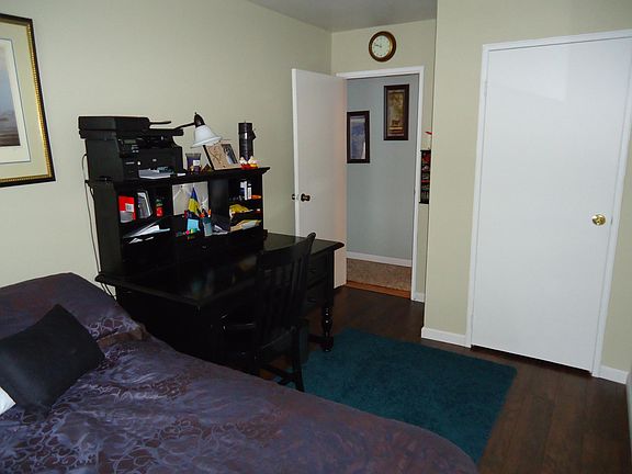 5th image of 100 Connetquot Ave APT 6