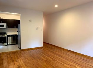 132 E 96th St APT 4B, New York, NY 10128