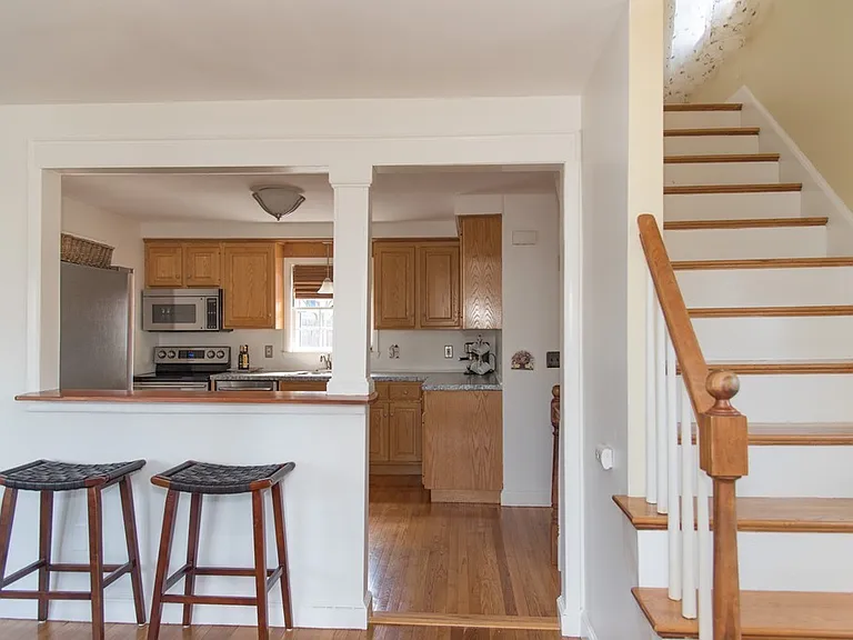 26 Carville Ave — Photo 5