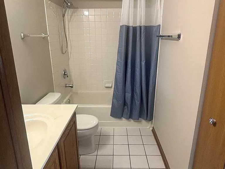 2845 Falling Waters Dr — Photo 8
