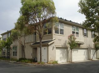 27013 Channel Ln APT 9, Santa Clarita, CA 91355