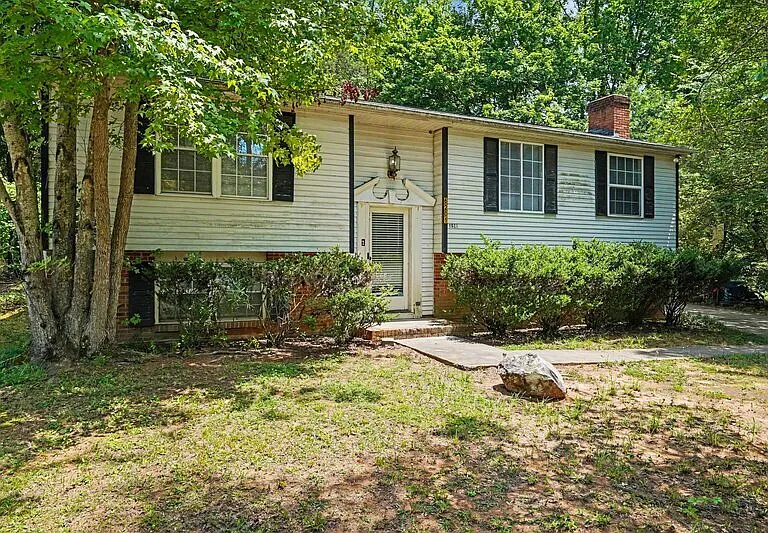 6201 Turtle Neck Ln — Photo 3