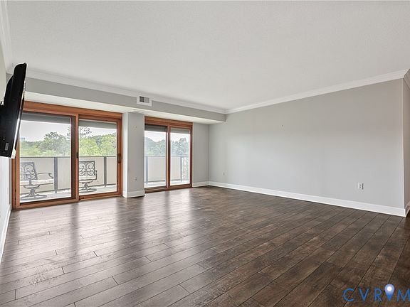 4th image of 2956 Hathaway Rd #U607