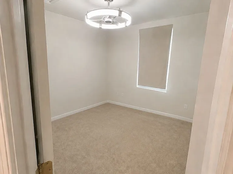 1613 Mountain Ash Ln — Photo 21