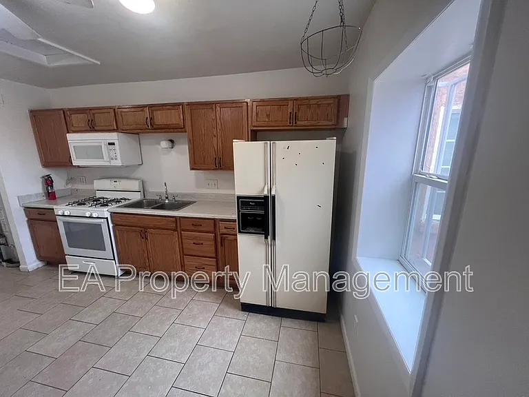 202 San Pablo St SE #B — Photo 10