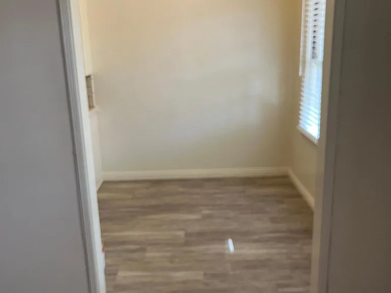 923 N Glendale Ave #10 — Photo 5