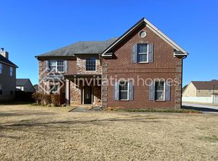 124 Avondale Dr, McDonough, GA 30253