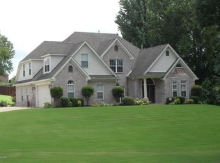 1350 Stone Gate Dr, Hernando, MS 38632