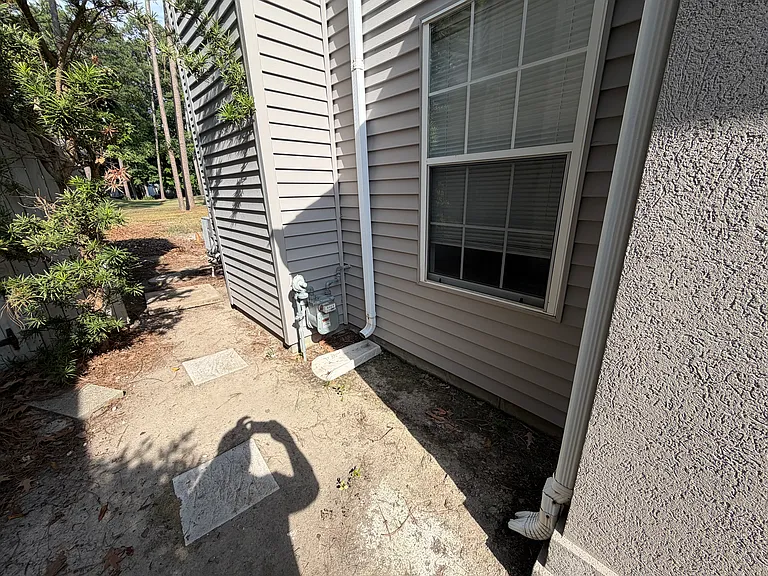 1630 Willow Cv — Photo 92