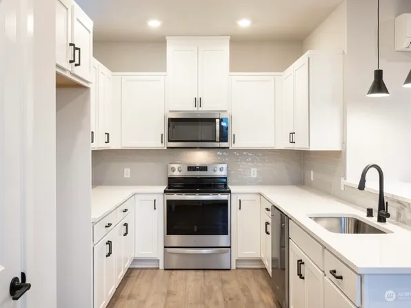 8609 Soper Hill Rd #D133, Marysville, WA 98270