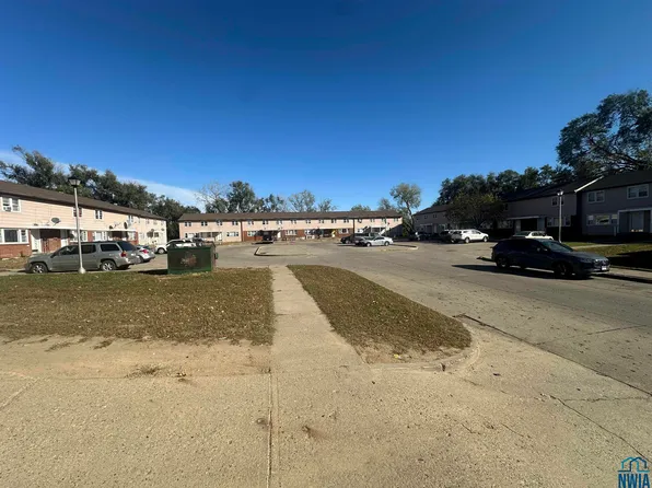 1600 26th St #Et, Sioux City, IA 51104