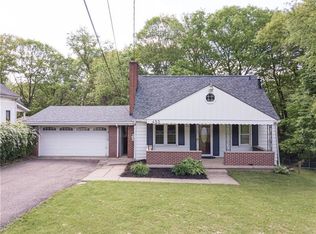 453 Spring Run Rd, Coraopolis, PA 15108