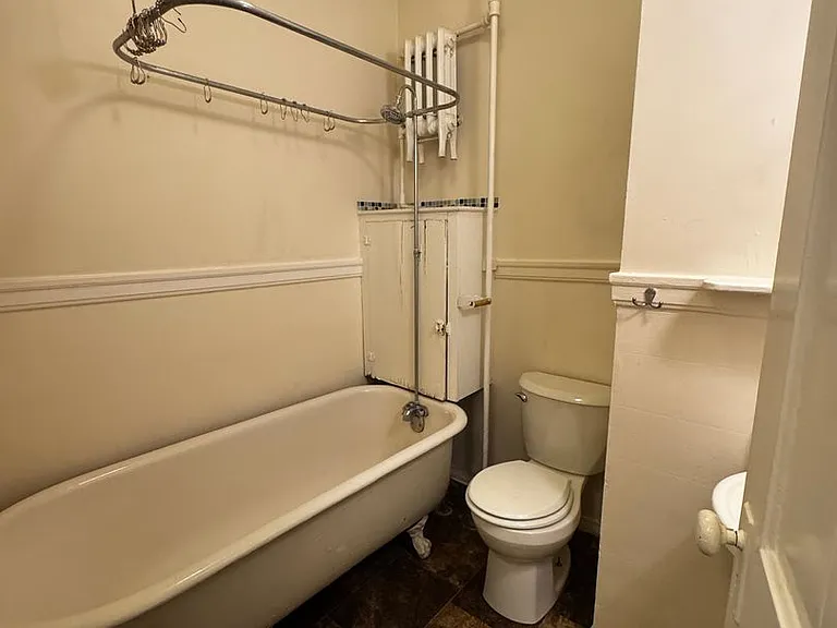 Littlefield Apartments — Photo 9
