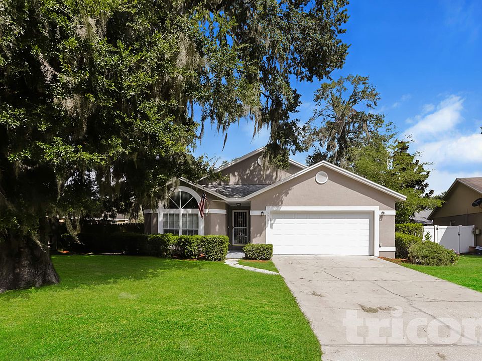 1st image of 3910 Creek Woods Dr
