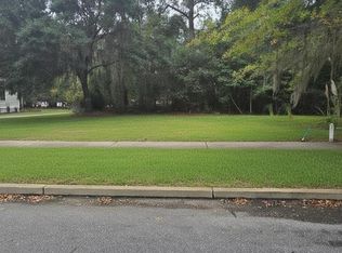 9 Park Rd, Hilton Head Island, SC 29928