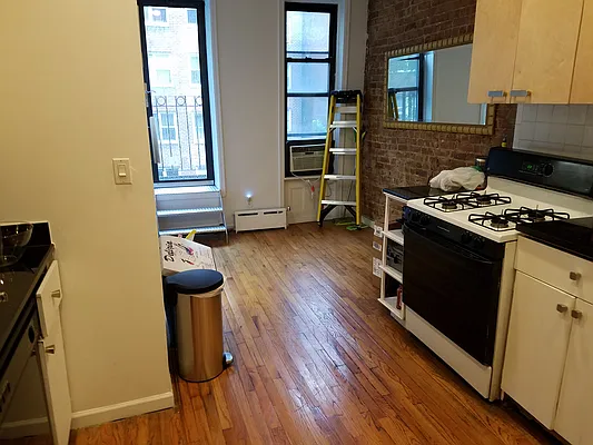 Rented by Prince Real Estate Associates LLC | media 42