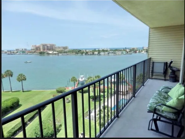 650 Island Way, Clearwater, FL 33767