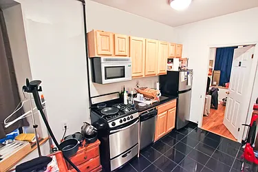 Rented by Jonis Realty