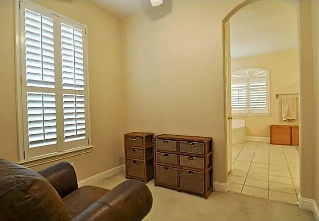 Master Bath Passage