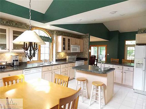 4th image of 5736 E Westminster Way