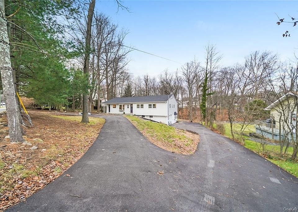 393 Blauvelt Road, Pearl River, NY 10965 Zillow