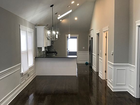 3rd image of 8417 S King Dr