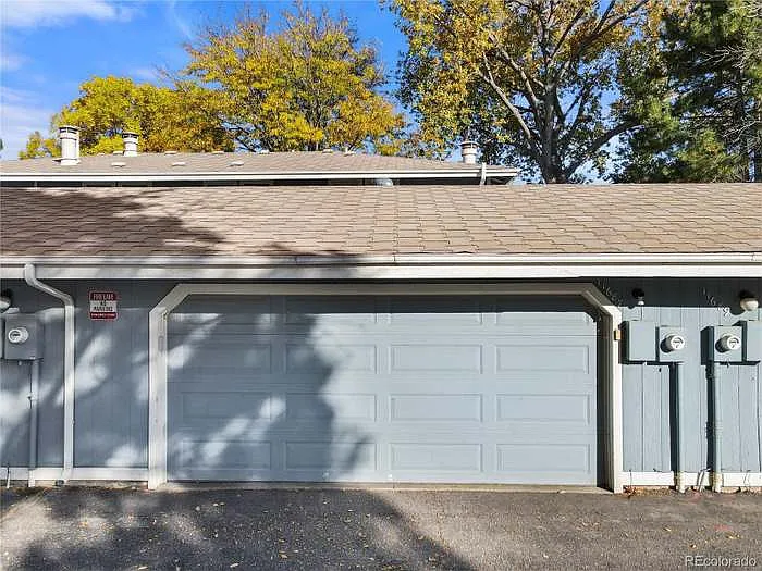 11687 E Cedar Ave — Photo 22